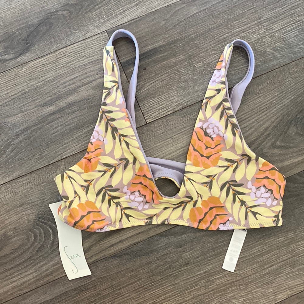 COPY - Seea. Brasilia reversible bikini top. Size large.